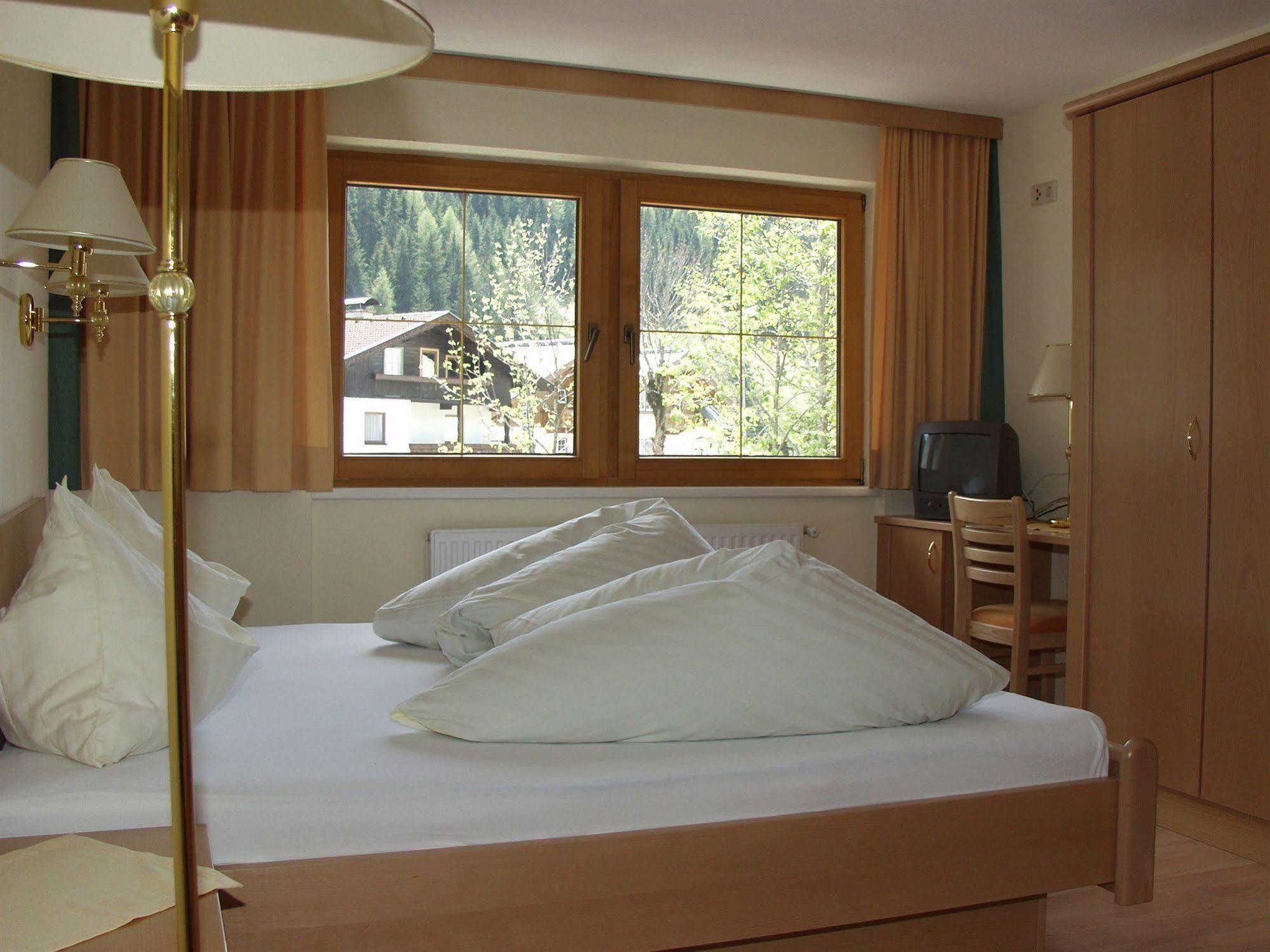 Appartements Steinbock - Ski-In & Ski-Out Tux Kültér fotó